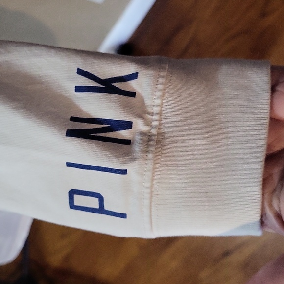 Victoria's Secret PINK Detroit Lions Shirt - Picture 6 of 14